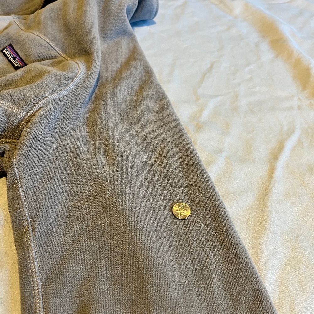 Patagonia Men’s R3 Fleece Jacket - Grey, Size L - Picture 4 of 4